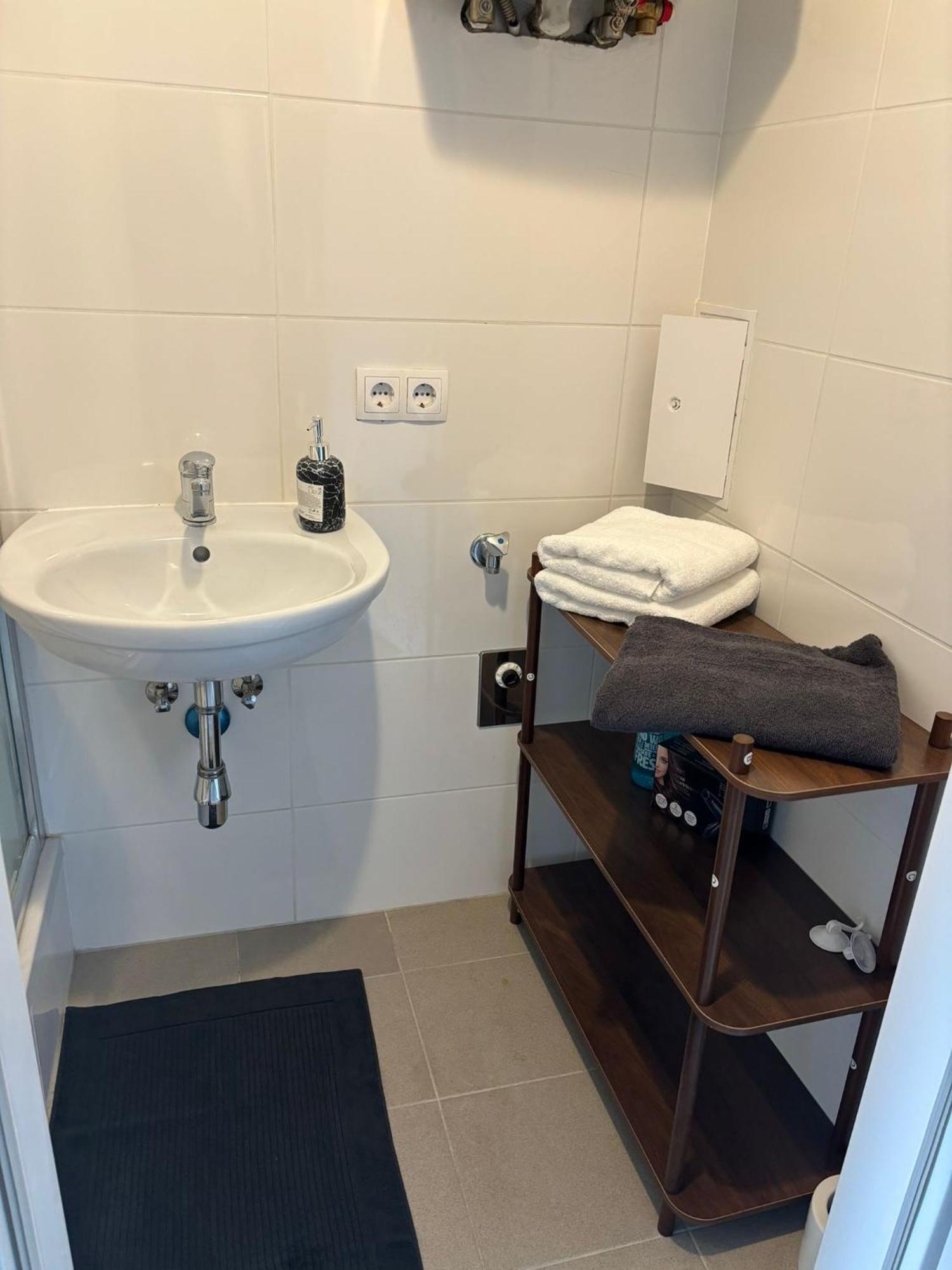 Charming Apartment Виена Екстериор снимка